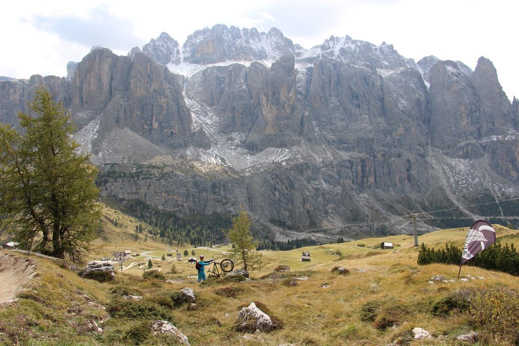 Residence Isabell Selva di Val Gardena Bagian luar foto